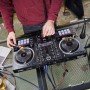 Hercules Inpulse 500 DVS (Digital Vinyl System) para digital scratch Preto